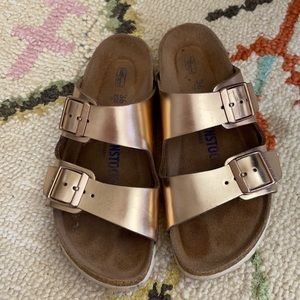 Rose Gold Arizona Birkenstock